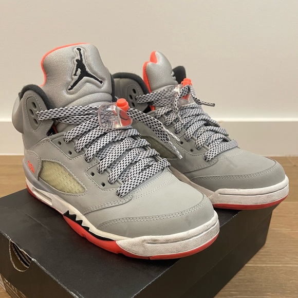 Women’s Air Jordan 5 Retro GG - Picture 1 of 5